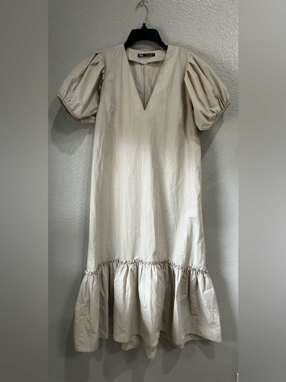 Zara Cream V-Neck Puff-Sleeve Maxi Dress Ruffle Hem w/o Belt Sz XS Cotton TC0381